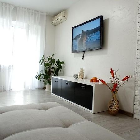 Apartamento Жд Вокзал И Авто 1 Кв Евро Dnipro Exterior foto