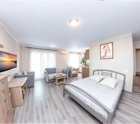 Apartamento Жд Вокзал И Авто 1 Кв Евро Dnipro Exterior foto