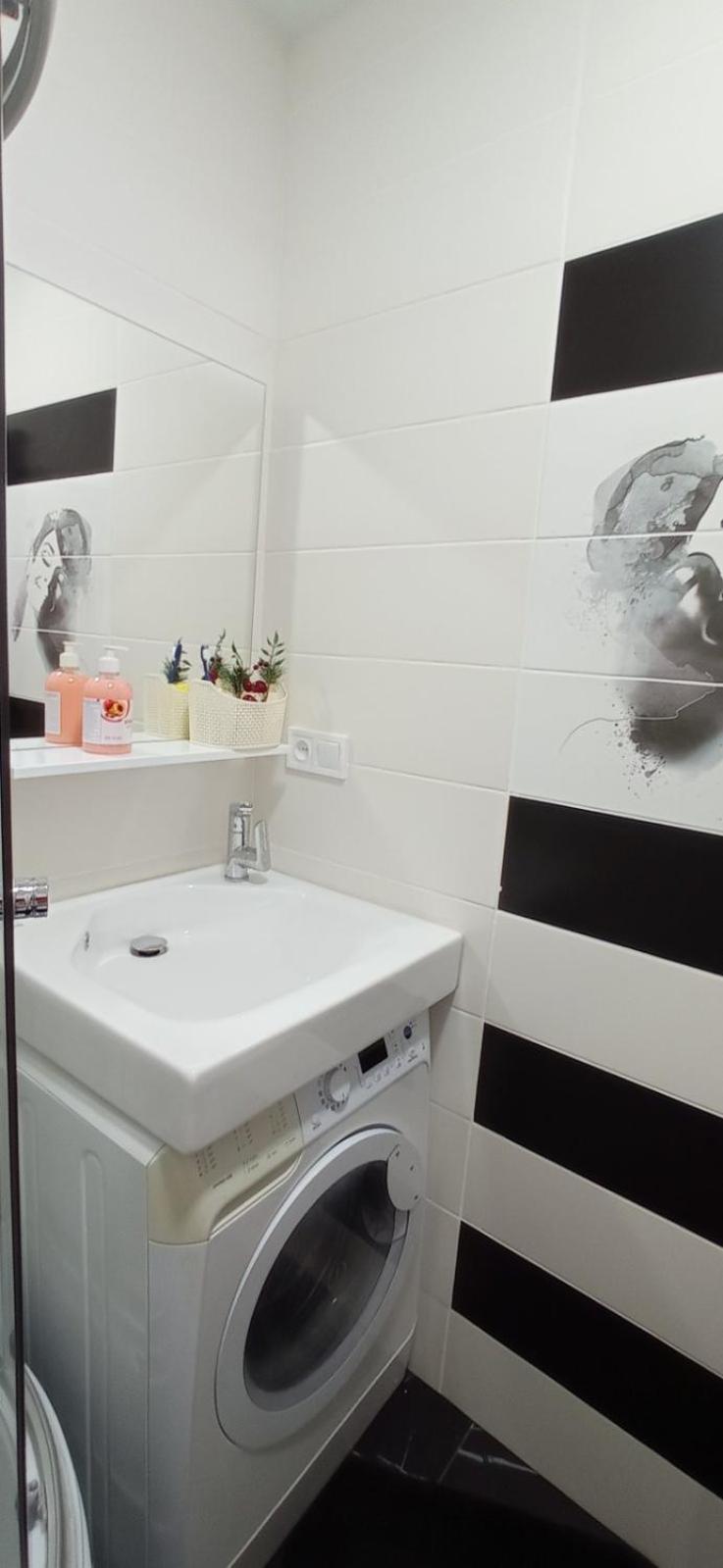 Apartamento Жд Вокзал И Авто 1 Кв Евро Dnipro Exterior foto